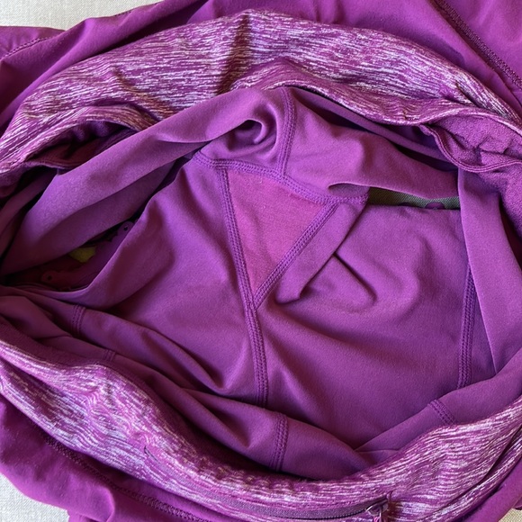 Rare Lululemon Run Weightless Ruffled, Tiered Dewberry Skort - size 6 - Picture 9 of 11